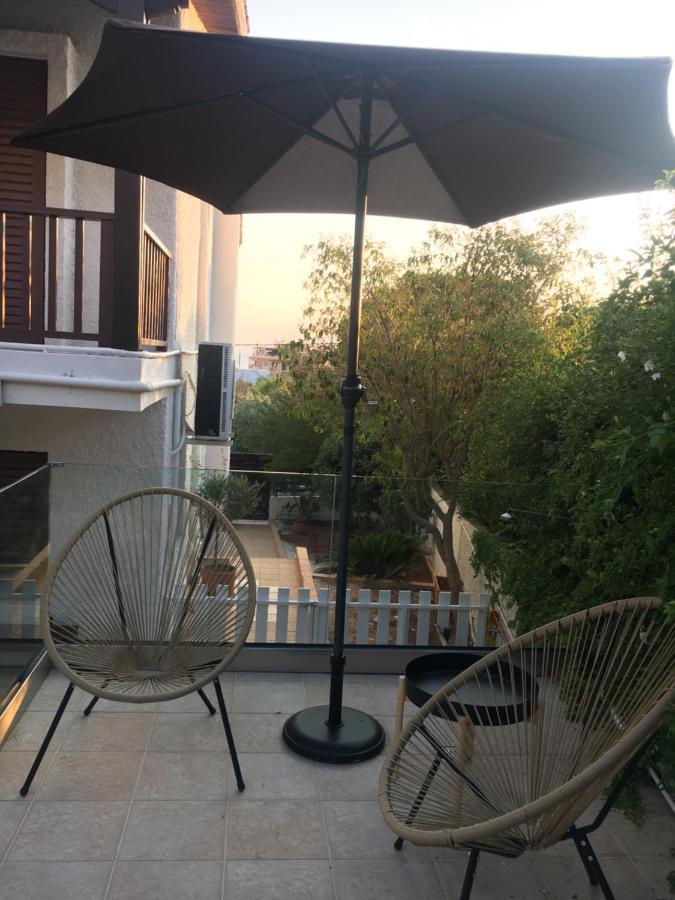 Villa Christina With Private Pool In Saronida, Near Stunning Beaches, Athens Airport & Sounio Exterior foto