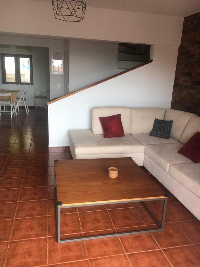 Villa Christina With Private Pool In Saronida, Near Stunning Beaches, Athens Airport & Sounio Exterior foto